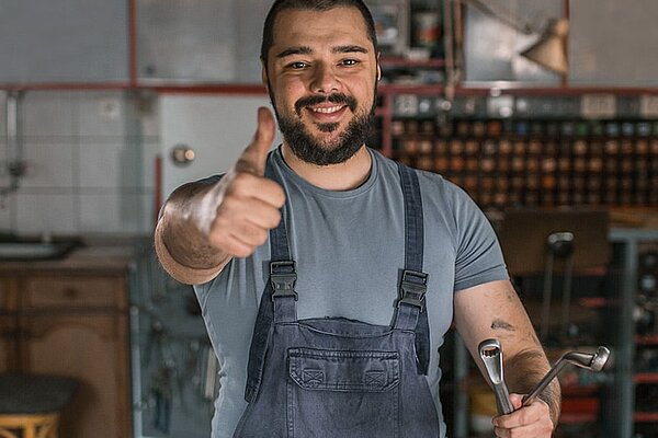 Schlosser / Handwerker (m/w/d)