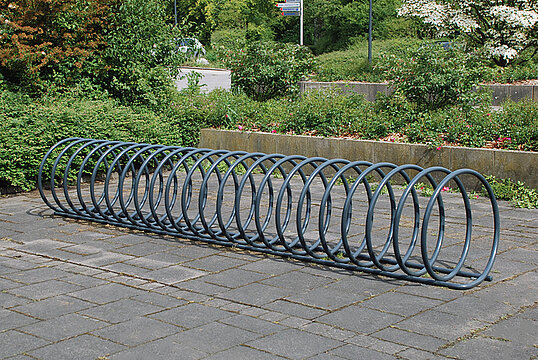 Support vélo en spirale