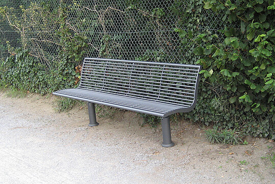 Seat Römö with steel seat base