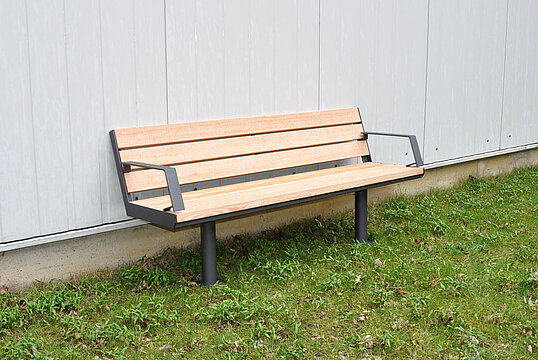 Sitzbank Aurich mit Holzauflage