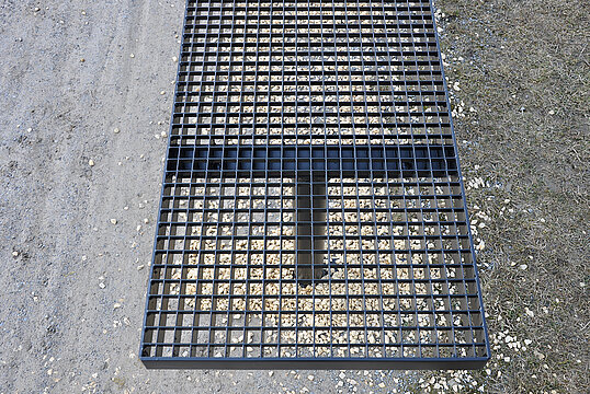 Hockerbank Lübeck mit Stahlauflage