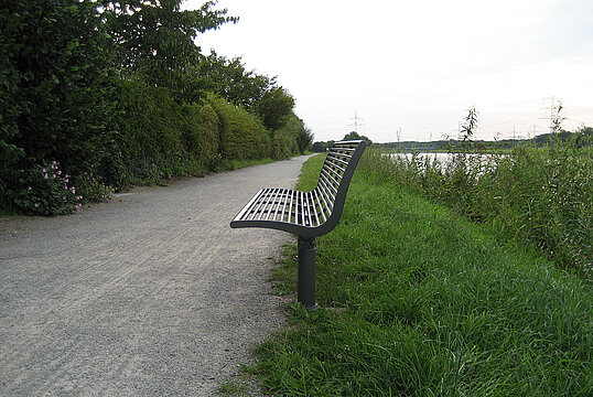 Seat Römö with steel seat base