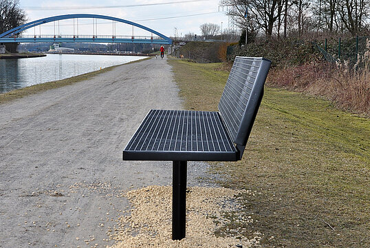 Seat Lübeck with steel seat base