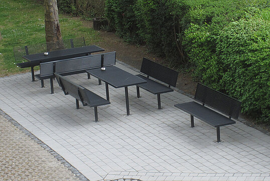 Seat Lübeck with steel seat base