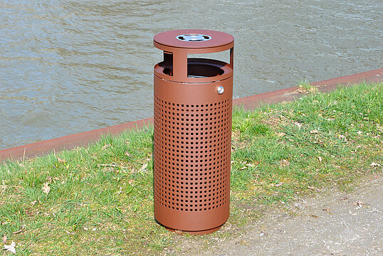 Abfallbehälter Serie 702