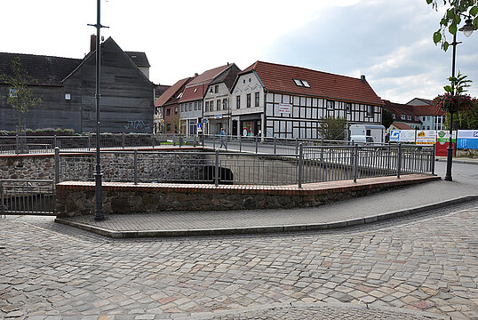 Guardrail with infill Bayern