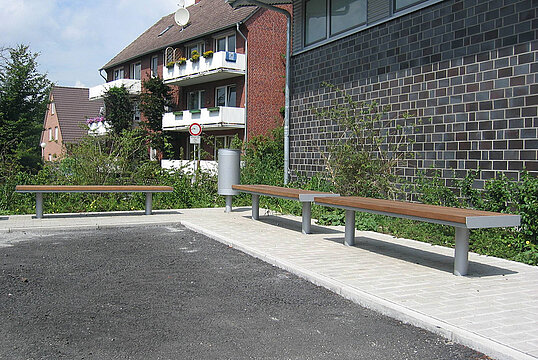 Hockerbank Aurich mit Holzauflage