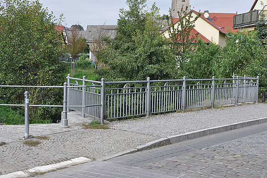 Guardrail with infill Bayern
