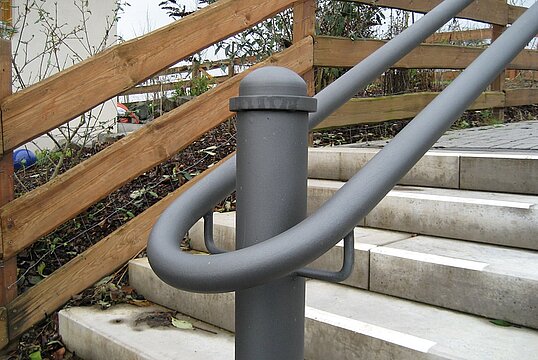 Knee rail Bayern