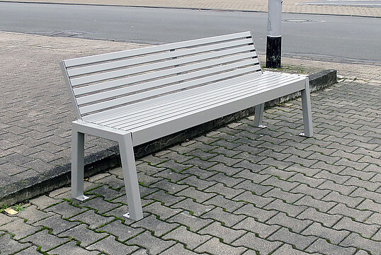 Seat Offenburg ST with steel seat base