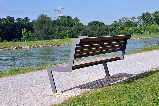 Sitzbank Henne SL mit Holzauflage