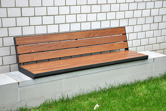 Wall top seating Aurich with backrest