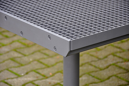 Tisch Aurich GB