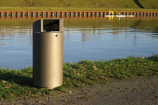 Abfallbehälter Serie 746