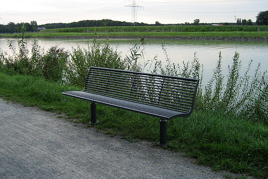 Seat Römö with steel seat base