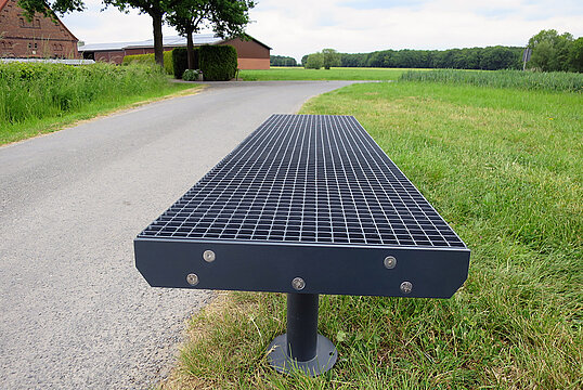 Hockerbank Aurich GB mit Stahlauflage