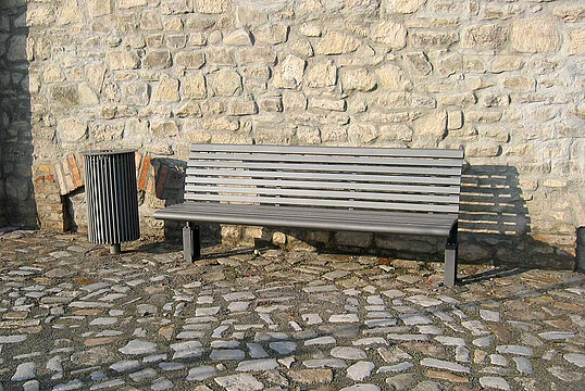 Seat Bremen ST with steel seat base