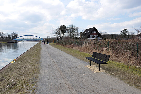 Seat Lübeck with steel seat base