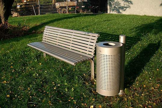 Seat Taragona ST with steel seat base