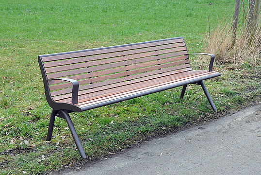 Sitzbank Fanö PAG mit Holzauflage