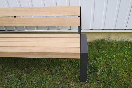 Sitzbank Espo mit Holzauflage