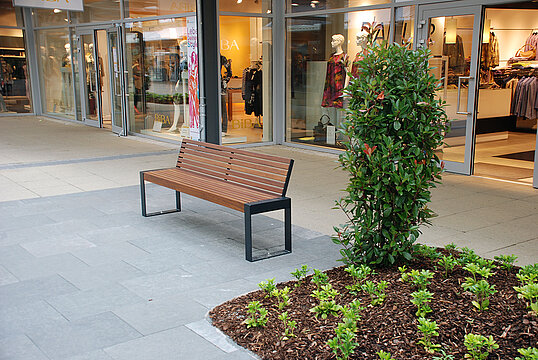 Sitzbank Scape III mit Holzauflage