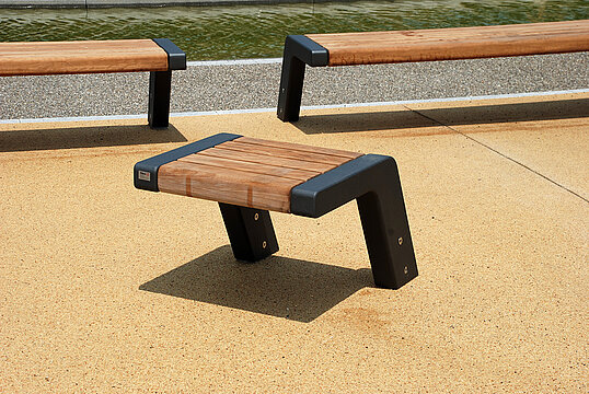Hockerbank Jump mit Holzauflage