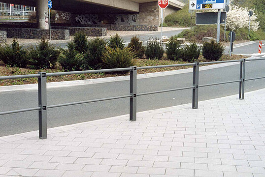 Knieholmgeländer Scape