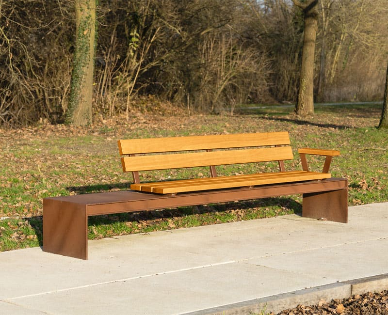 Un mobilier d'extérieur alliant histoire et modernité